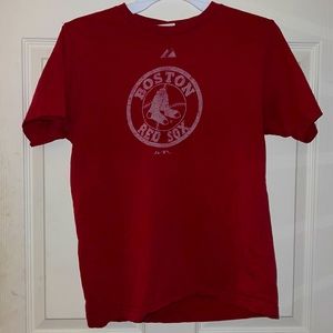 Women’s red RedSox tee